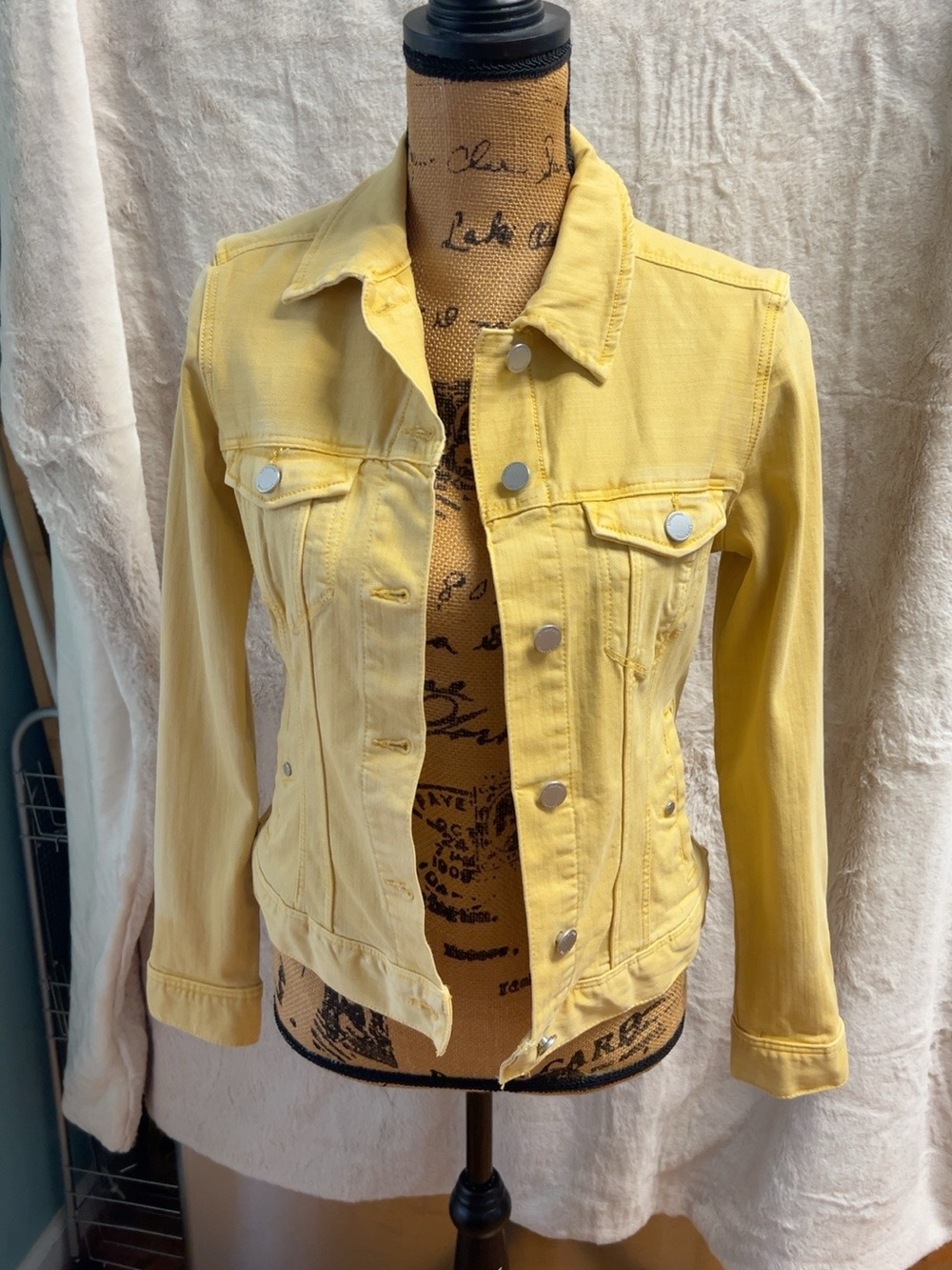 Liverpool Los Angeles XS Yellow Denim Trucker Jacket Stretch
